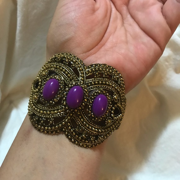 Beautiful purple stones bracelet - Picture 5 of 6